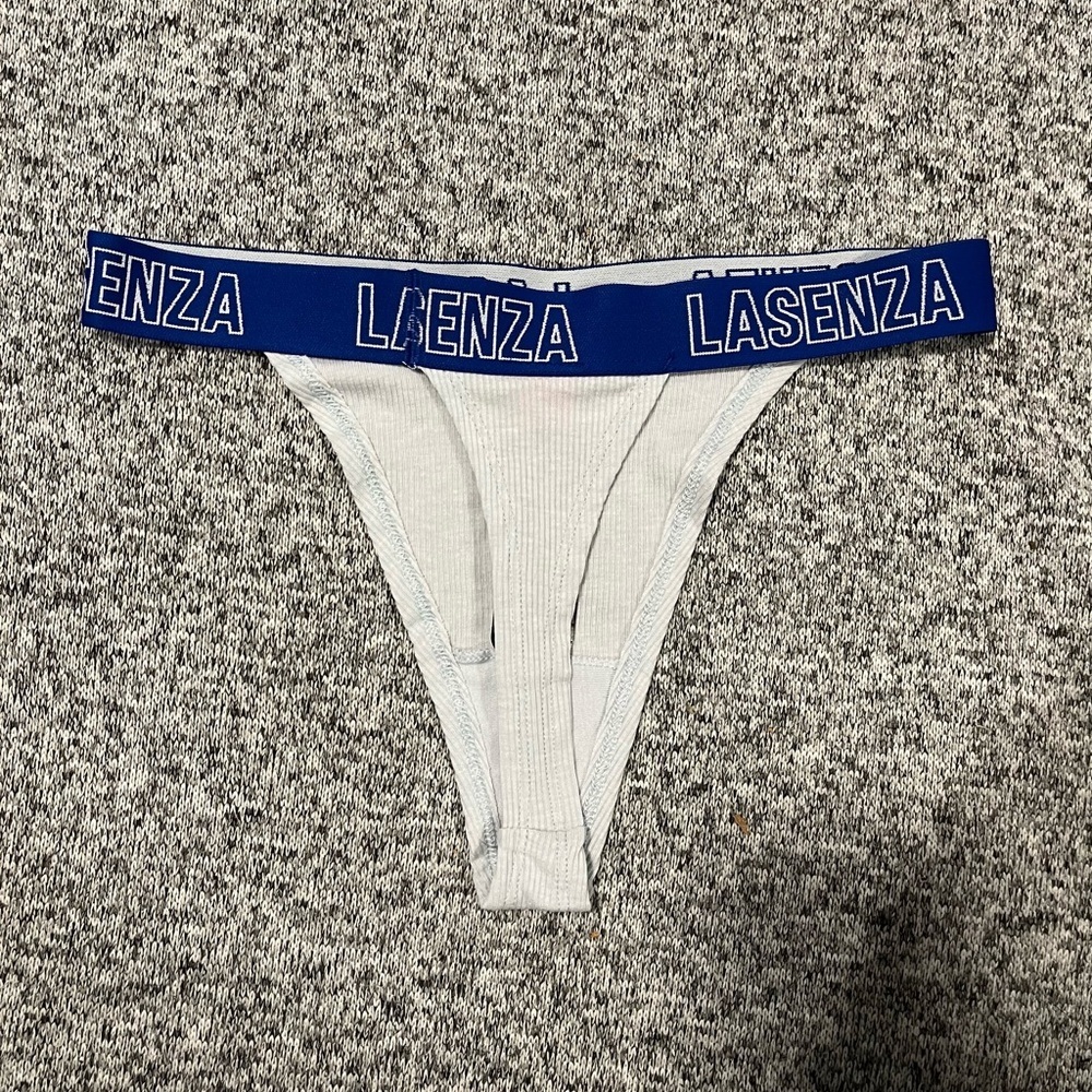 2 for $40 La Senza Thongs (3) - Picture 3 of 10